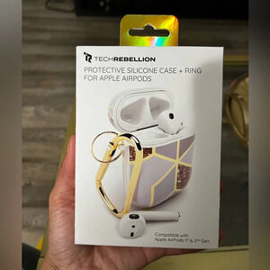 🆕 Apple AirPods 1st & 2nd Generation Protective Silicone Case +KeyRing